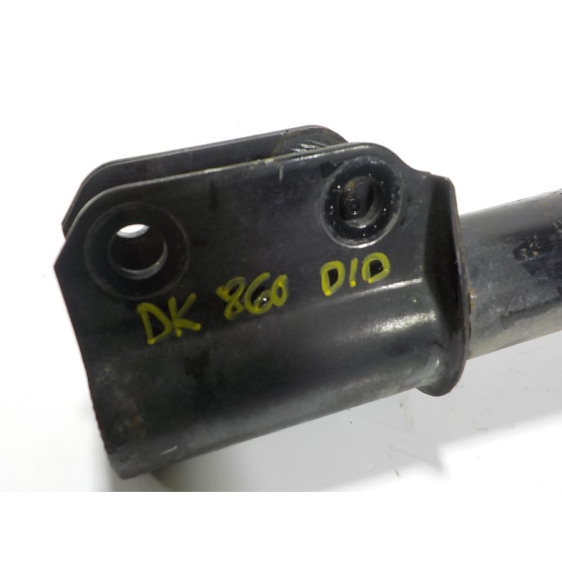 Recambio de amortiguador delantero derecho para dacia sandero 0.9 tce cat referencia OEM IAM 543021807R 543021807R 
