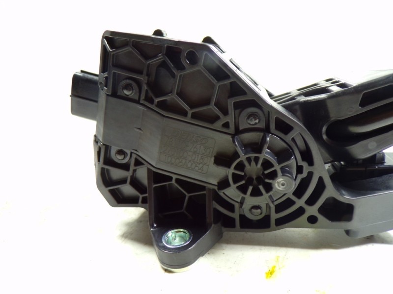 Recambio de potenciometro pedal para lexus ux (za10) 250h referencia OEM IAM 7811076131 7811076130 2701000180