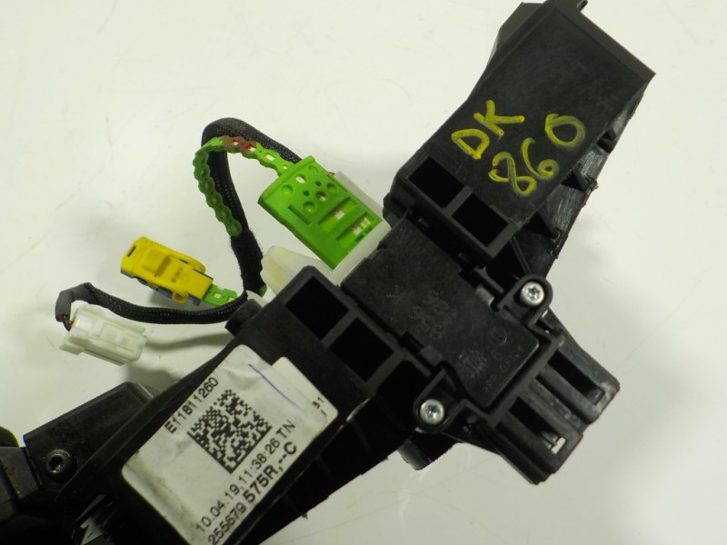 Recambio de anillo airbag para dacia sandero 0.9 tce cat referencia OEM IAM 255676909R 255679575R 