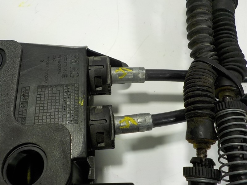 Recambio de palanca cambio para seat arona 1.6 tdi referencia OEM IAM 2Q0711049L 2Q0711049L 