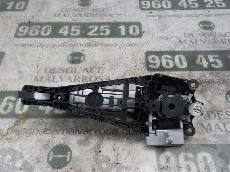 Recambio de maneta exterior delantera izquierda para opel corsa e selective referencia OEM IAM   