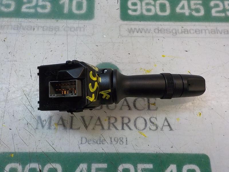 Recambio de mando limpia para hyundai i20 city s referencia OEM IAM 934202V560 202008910 202008910