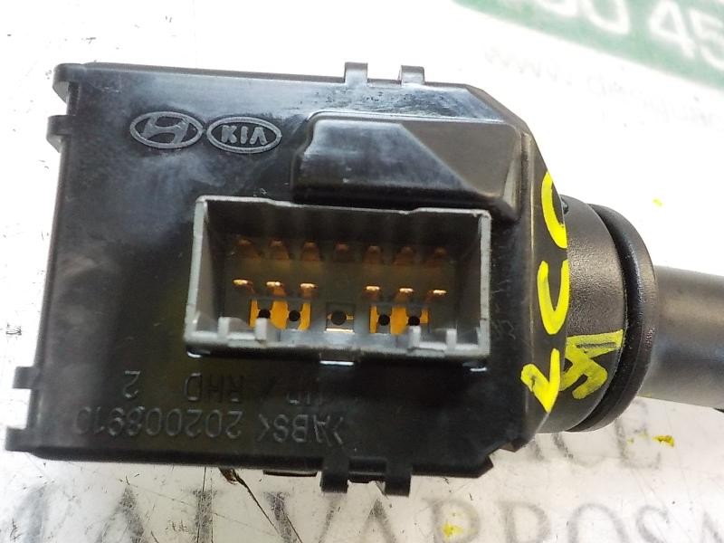 Recambio de mando limpia para hyundai i20 city s referencia OEM IAM 934202V560 202008910 202008910