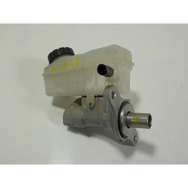 Recambio de bomba freno para dacia sandero 0.9 tce cat referencia OEM IAM  460915125R 