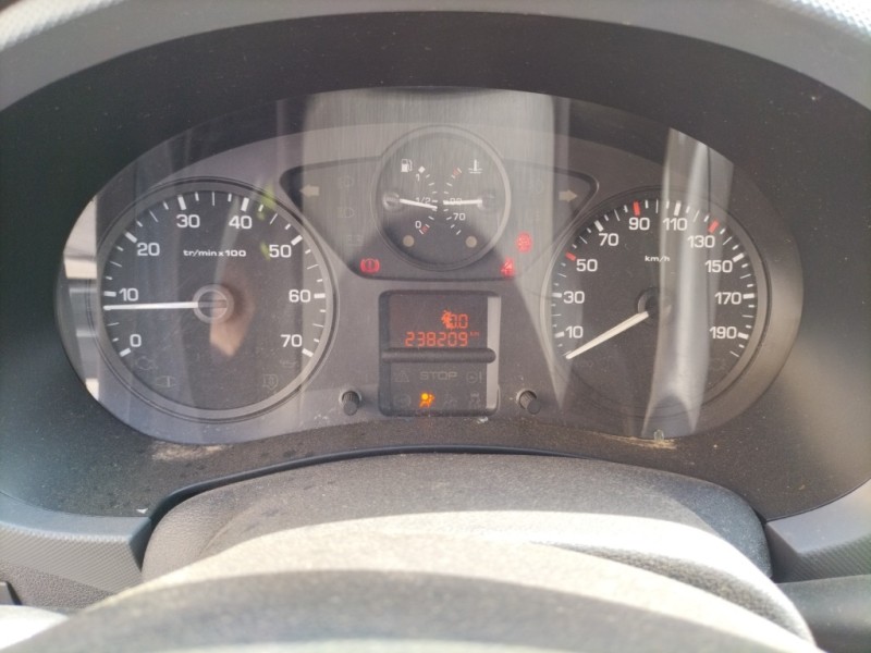 Recambio de cuadro instrumentos para peugeot partner kasten 1.6 16v hdi cat referencia OEM IAM 9666904880 WD15H662 WD15H662