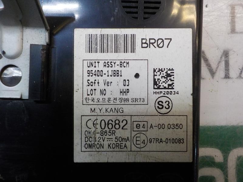 Recambio de modulo electronico para hyundai i20 city s referencia OEM IAM 954001JBB1 954001JBB1 