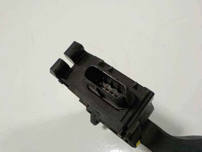 Recambio de potenciometro pedal para seat arona 1.6 tdi referencia OEM IAM 2Q1723503 2Q1723503 