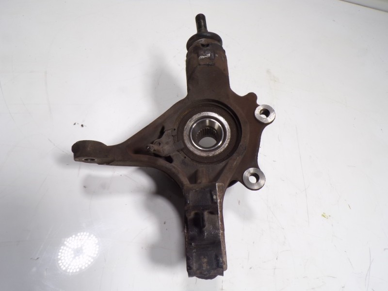 Recambio de mangueta delantera derecha para peugeot partner kasten 1.6 16v hdi cat referencia OEM IAM 364796  