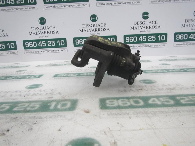 Recambio de pinza freno delantera izquierda para hyundai i20 city s referencia OEM IAM 581101J100  