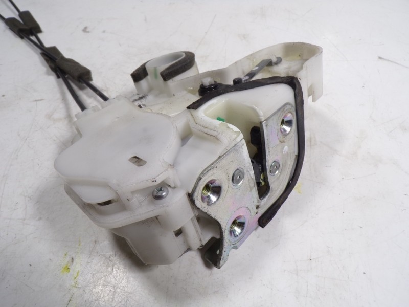 Recambio de cerradura puerta delantera derecha para mitsubishi space star (a00) 1.2 referencia OEM IAM 5715A864  