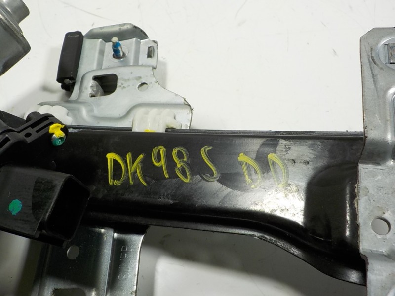 Recambio de elevalunas delantero derecho para opel mokka 1.7 16v cdti referencia OEM IAM 25984344 98810SUV20 