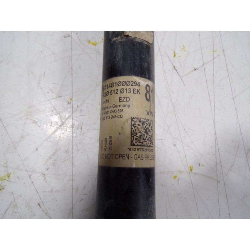 Recambio de amortiguador trasero derecho para volkswagen golf vii lim. (bq1) advance referencia OEM IAM 5Q0513049CQ 801401000294