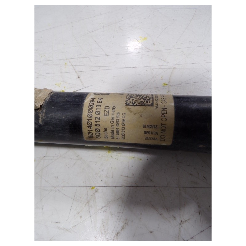Recambio de amortiguador trasero derecho para volkswagen golf vii lim. (bq1) advance referencia OEM IAM 5Q0513049CQ 801401000294