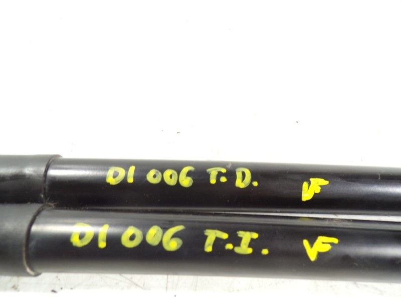 Recambio de amortiguadores maletero / porton para volkswagen golf vii lim. (bq1) advance referencia OEM IAM 5G6827550G  