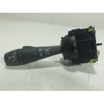 MANDO LUCES 8201167992 255676085R 