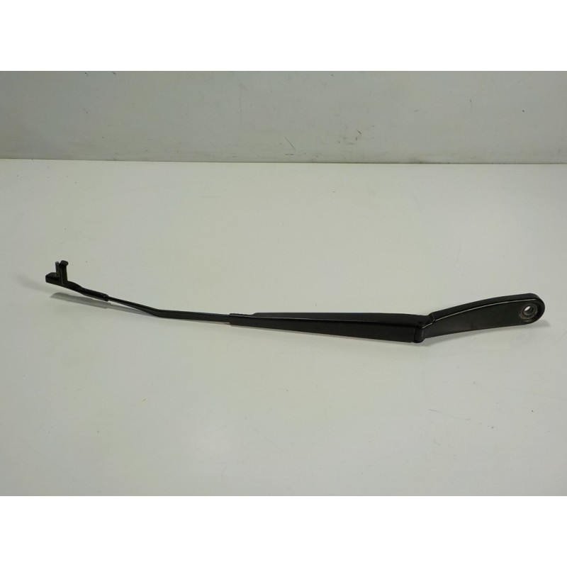 Recambio de brazo limpia delantero derecho para bmw x3 (f25) 2.0 turbodiesel referencia OEM IAM 61617213272  