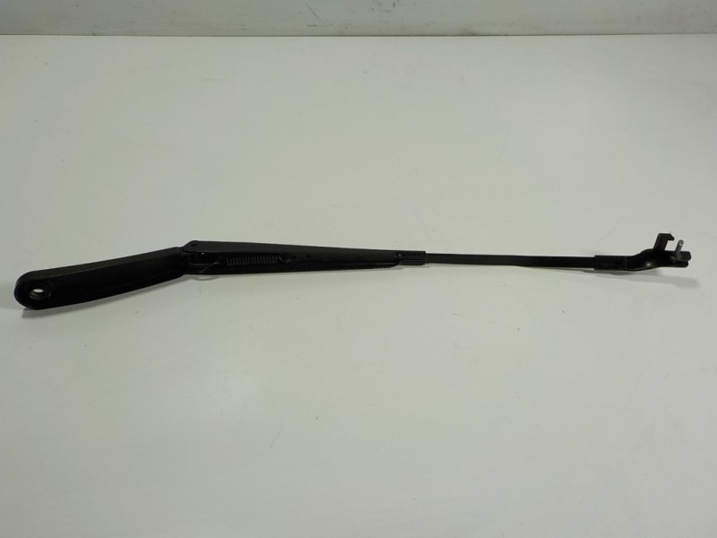 Recambio de brazo limpia delantero derecho para bmw x3 (f25) 2.0 turbodiesel referencia OEM IAM 61617213272  