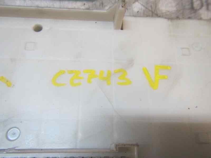 Recambio de caja reles / fusibles para citroën c-zero seduction referencia OEM IAM 1610488880 01196D07 01196D07