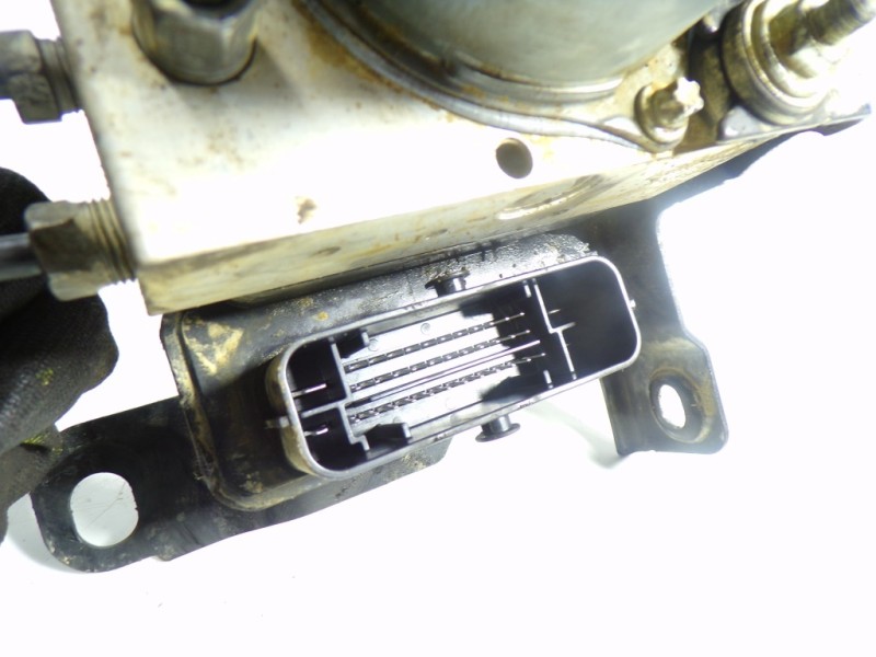 Recambio de abs para peugeot partner tepee b9 1.6 16v hdi referencia OEM IAM 1668393380 9830315580 