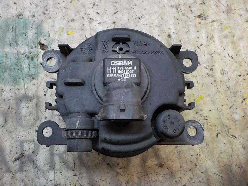 Recambio de faro antiniebla izquierdo para renault megane ii berlina 5p 1.9 dci diesel referencia OEM IAM   