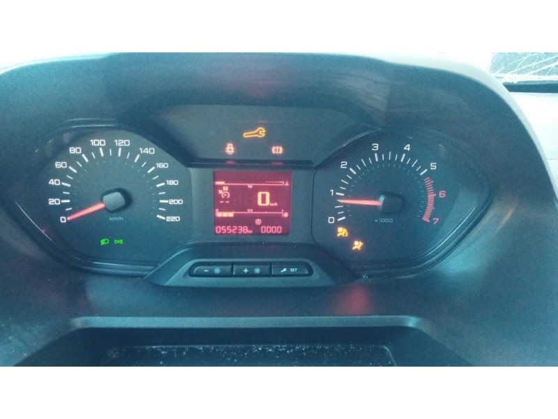Recambio de cuadro instrumentos para peugeot partner tepee b9 1.6 16v hdi referencia OEM IAM 9831101480 9831101480 