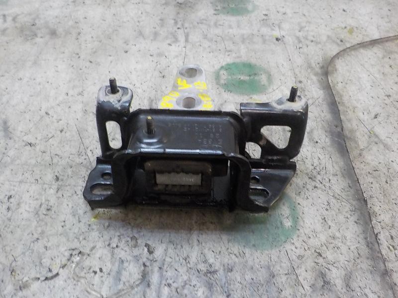 Recambio de soporte cambio para ford fiesta (cb1) 1.4 tdci cat referencia OEM IAM 1536197  