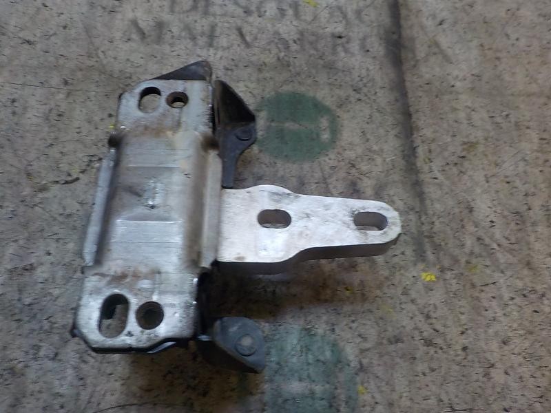 Recambio de soporte cambio para ford fiesta (cb1) 1.4 tdci cat referencia OEM IAM 1536197  