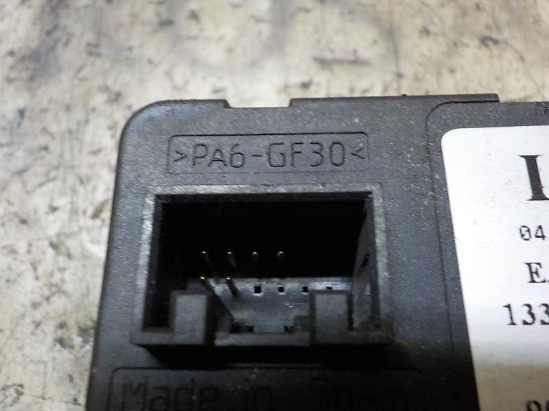 Recambio de mando elevalunas delantero izquierdo para opel astra g berlina 2.0 dti referencia OEM IAM   