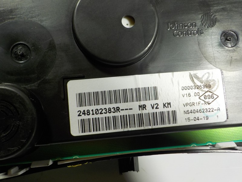 Recambio de cuadro instrumentos para dacia sandero 0.9 tce cat referencia OEM IAM 248102383R 248102383R 248095099R