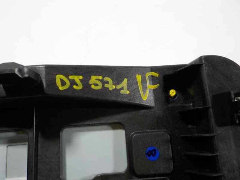 Recambio de cuadro instrumentos para opel corsa f 1.2 referencia OEM IAM  9835151680 