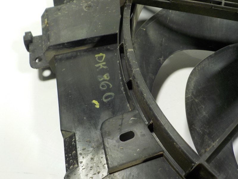 Recambio de electroventilador para dacia sandero 0.9 tce cat referencia OEM IAM 214815012R  