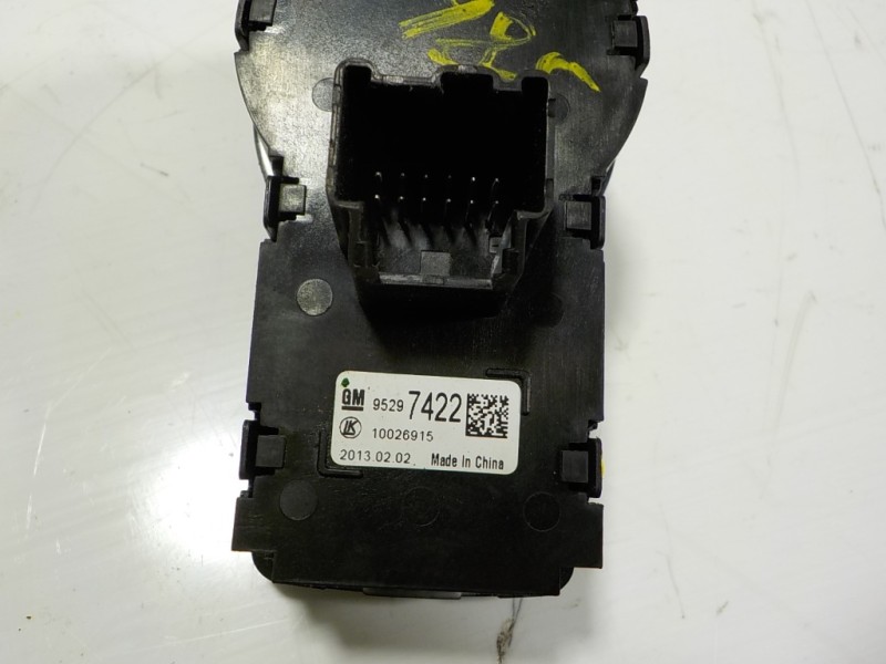 Recambio de mando luces para opel mokka 1.7 16v cdti referencia OEM IAM 95297422 95297422 