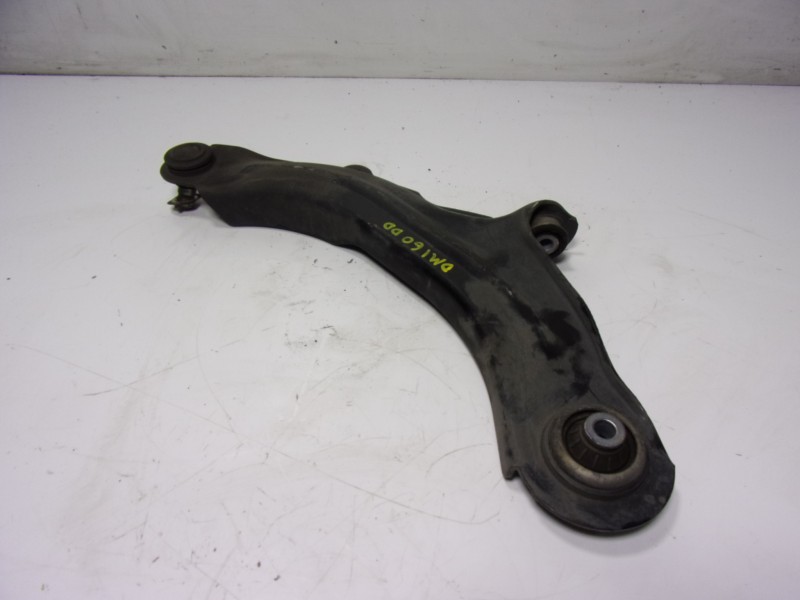 Recambio de brazo suspension superior delantero derecho para renault captur 0.9 tce referencia OEM IAM 545045743R  