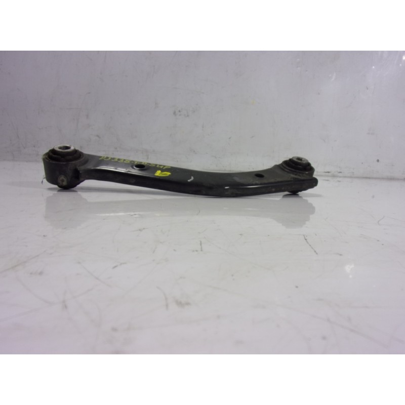 Recambio de brazo suspension superior trasero derecho para hyundai santa fe essence 2wd referencia OEM IAM 55120S1050  