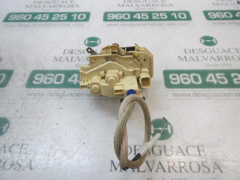 Recambio de cerradura puerta delantera derecha para fiat panda (319) 1.2 cat referencia OEM IAM 51842947  