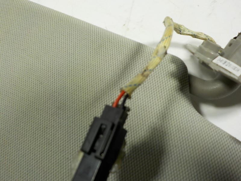 Recambio de parasol izquierdo para opel mokka 1.7 16v cdti referencia OEM IAM 95430382  