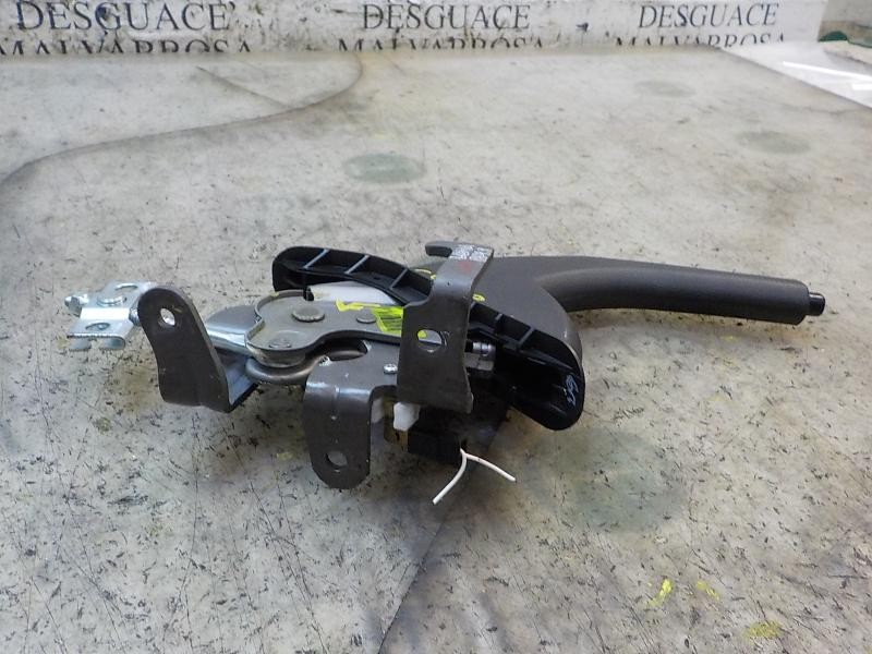 Recambio de palanca freno de mano para hyundai i10 1.0 cat referencia OEM IAM 59710B9300PYN  