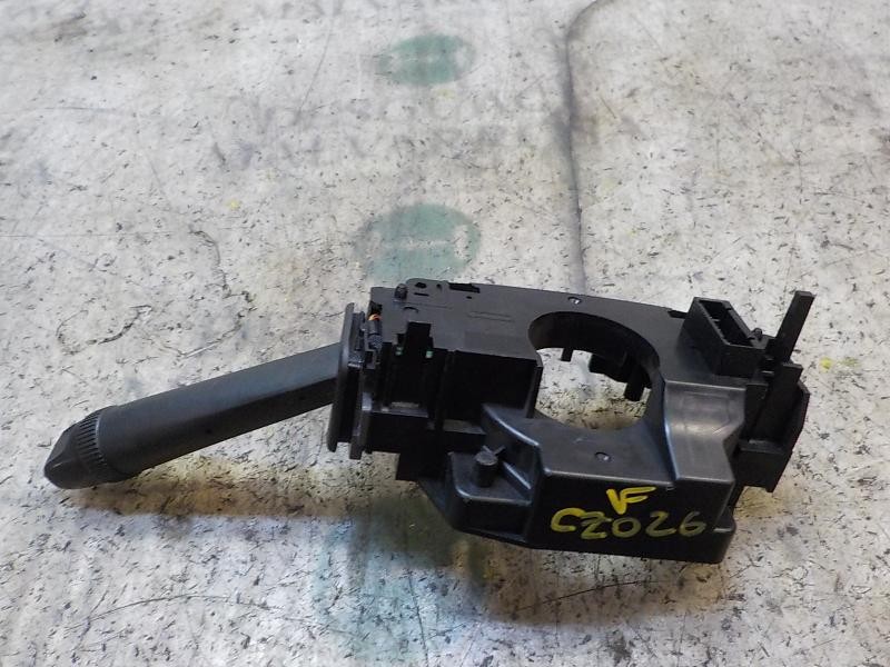 Recambio de mando limpia para volvo s60 berlina 2.4 diesel cat referencia OEM IAM   