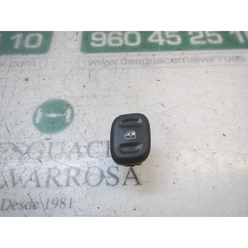 Recambio de mando elevalunas delantero derecho para fiat panda (319) 1.2 cat referencia OEM IAM 735536760 735536760 