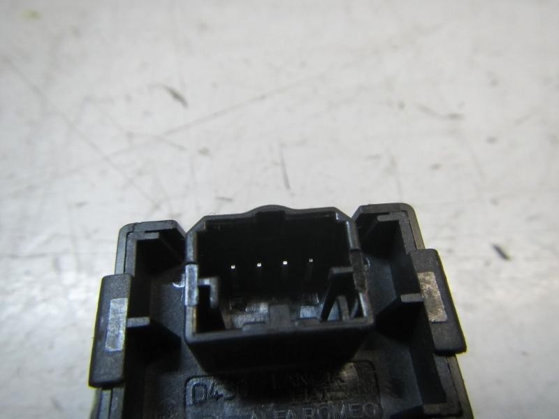 Recambio de mando elevalunas delantero derecho para fiat panda (319) 1.2 cat referencia OEM IAM 735536760 735536760 