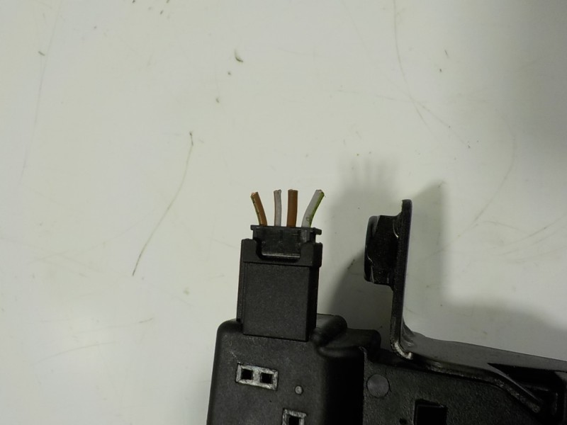 Recambio de cerradura maletero / porton para bmw x3 (f25) 2.0 turbodiesel referencia OEM IAM 51247233025 921959106 