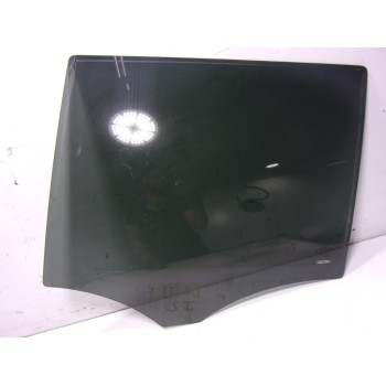 CRISTAL PUERTA TRASERO IZQUIERDO A1647350910 