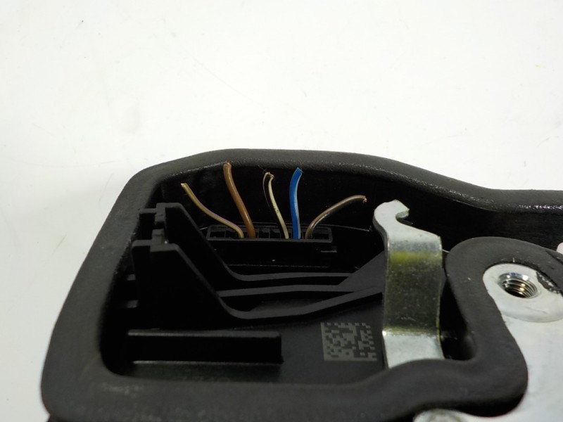 Recambio de cerradura puerta delantera derecha para bmw x3 (f25) 2.0 turbodiesel referencia OEM IAM 51217229458 7318416 