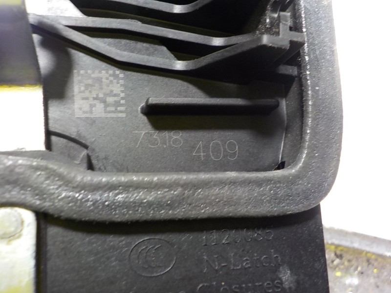 Recambio de cerradura puerta delantera izquierda para bmw x3 (f25) 2.0 turbodiesel referencia OEM IAM 51217229461 7318409 