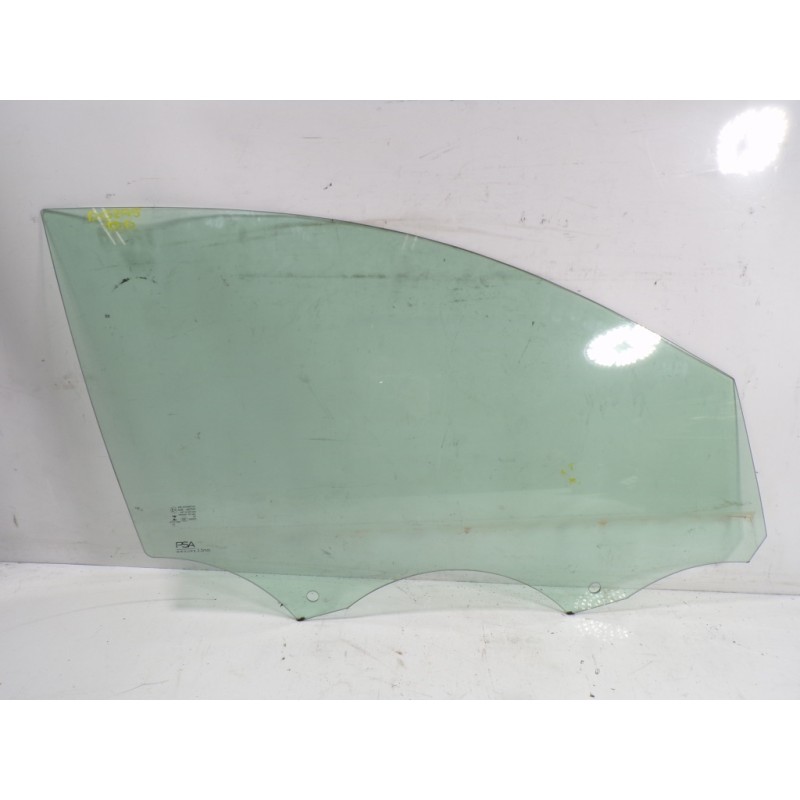 Recambio de cristal puerta delantero derecho para peugeot 208 (p2) (e-) gt referencia OEM IAM 9837167180  