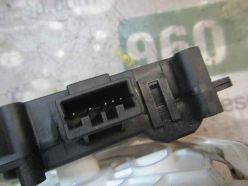 Recambio de motor apertura trampillas climatizador para citroën c-zero seduction referencia OEM IAM 6479L1  