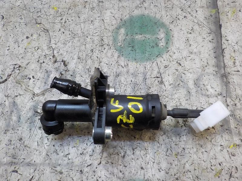 Recambio de bomba embrague para seat ibiza (6j5) 1.4 16v referencia OEM IAM 6R0721405  