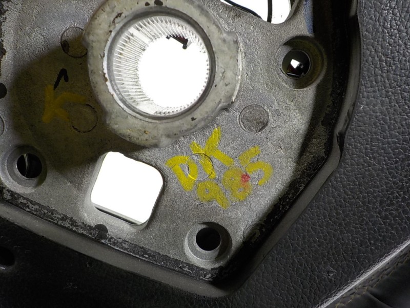 Recambio de volante para opel mokka 1.7 16v cdti referencia OEM IAM 95128851  