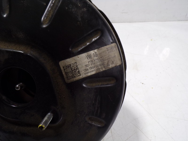 Recambio de servofreno para volkswagen golf vii lim. (bq1) advance referencia OEM IAM 5Q1614106P 5Q1614105DA 