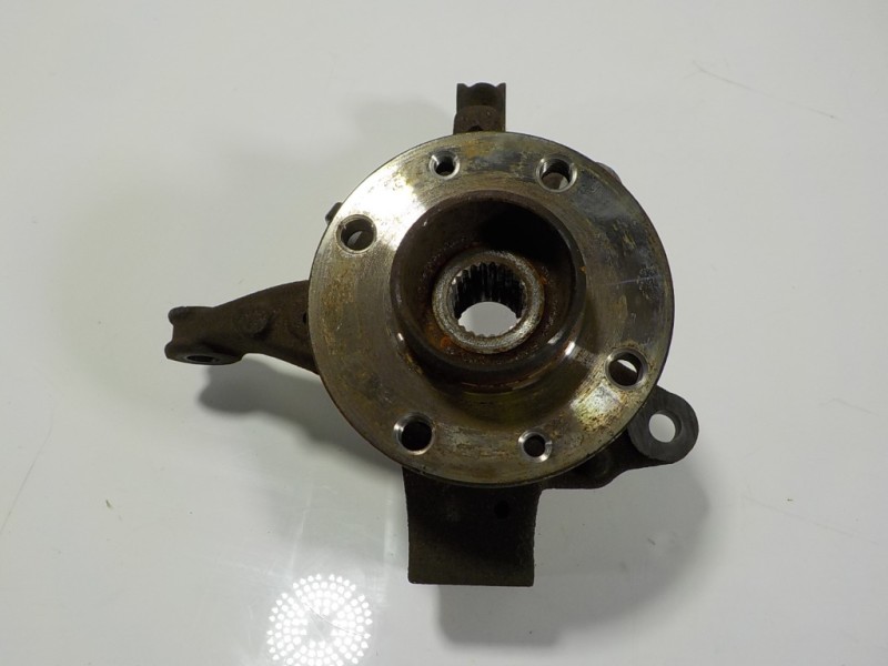 Recambio de mangueta delantera derecha para dacia sandero 0.9 tce cat referencia OEM IAM 400149807R  402027463R